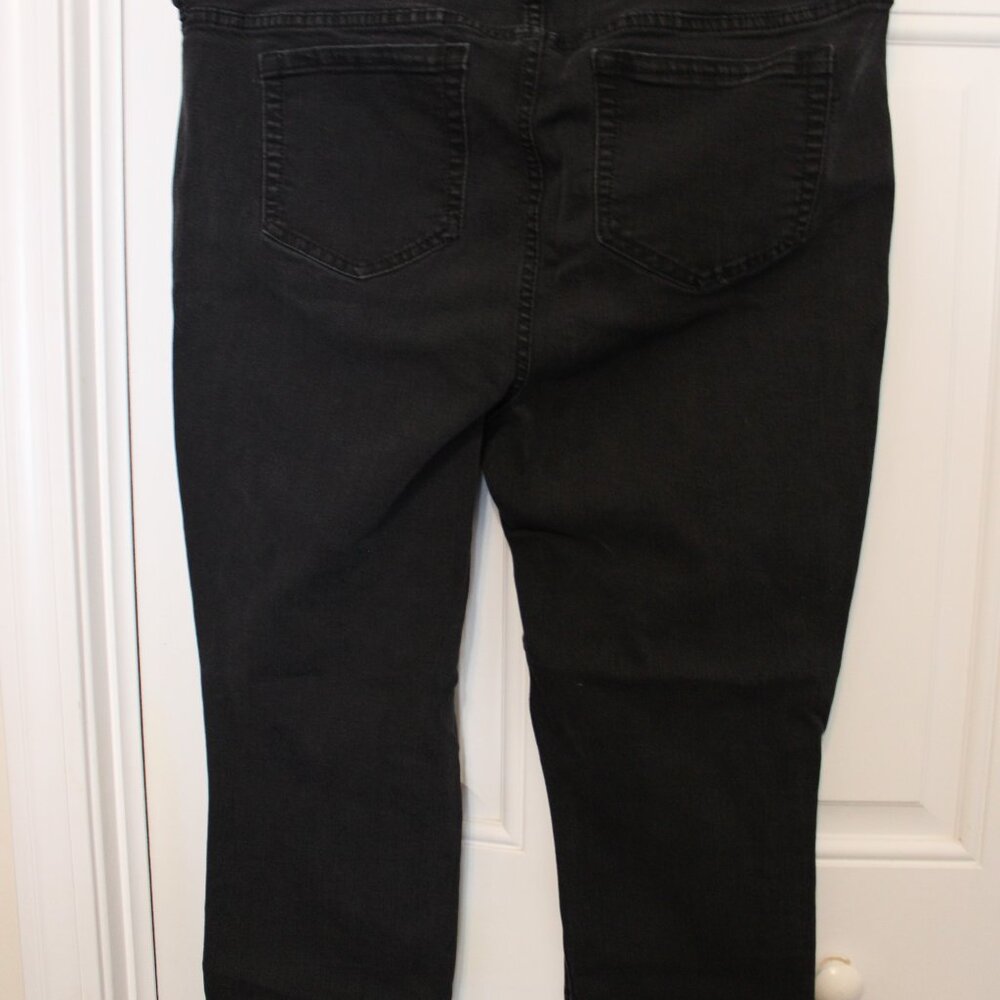 torrid Black Women's Skinny Jeans - Picture 2 of 3